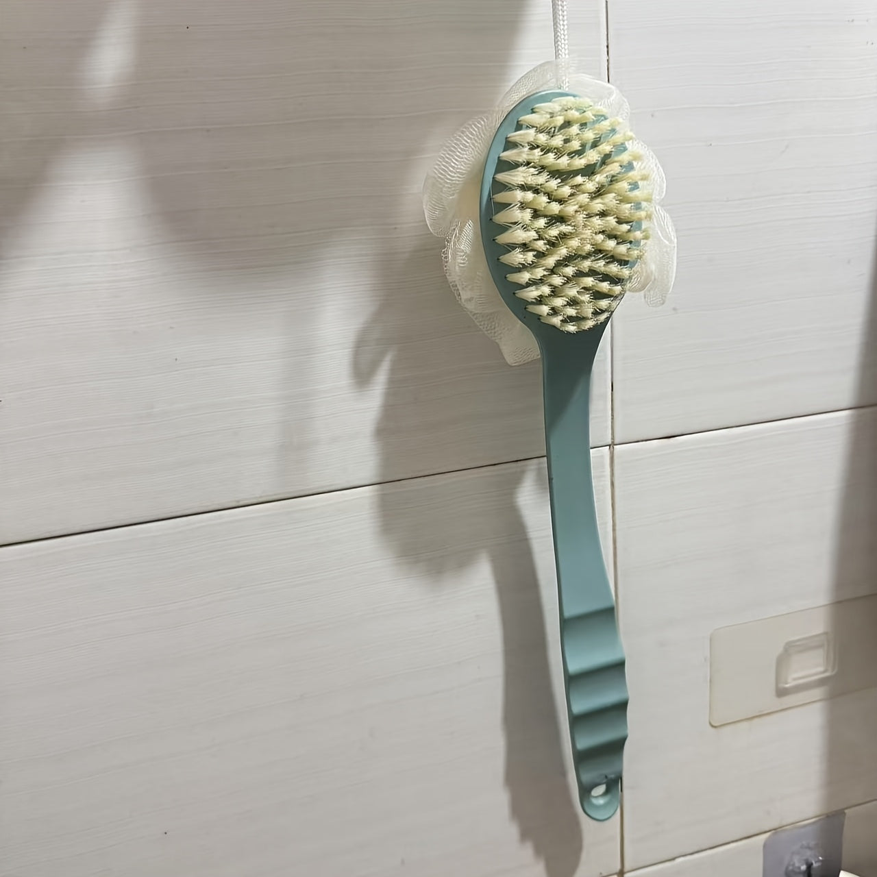 2-in-1 Dual Head Bath Brush with Soft Loofah - Perfect for Back Scrubbing, No Oil or Battery Required