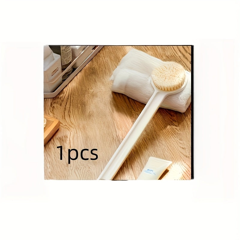 A Long-Handled Bath Brush for Scrubbing The Back, Designed for Women, Featuring Soft Bristles for a Comfortable Wash