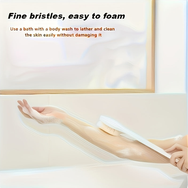 A Long-Handled Bath Brush for Scrubbing The Back, Designed for Women, Featuring Soft Bristles for a Comfortable Wash